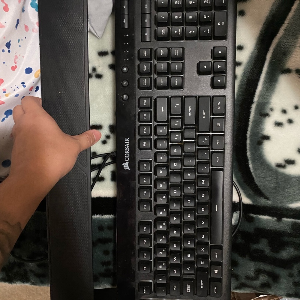 Corsair RGB k55 keyboard